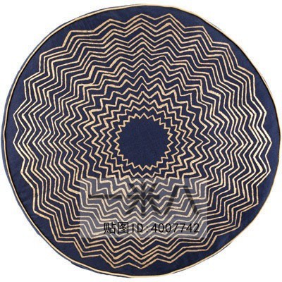 Round Rug