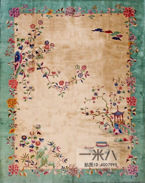 1920年代的美国设计师设计的中国地毯。受当时欧洲的Art Deco风格的影响，大胆的用色，加上中国的传统花纹图案，比如牡丹花、梅花、蔓藤、花瓶、屏风等等，形成独特的中国装饰艺术风格。地毯使用羊毛和真